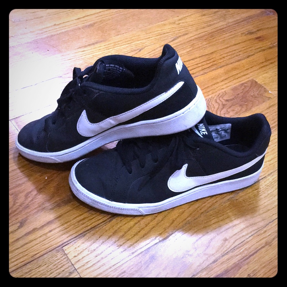 Nike Court Royals Sneakers